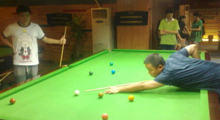 充满了更多 充满了更多